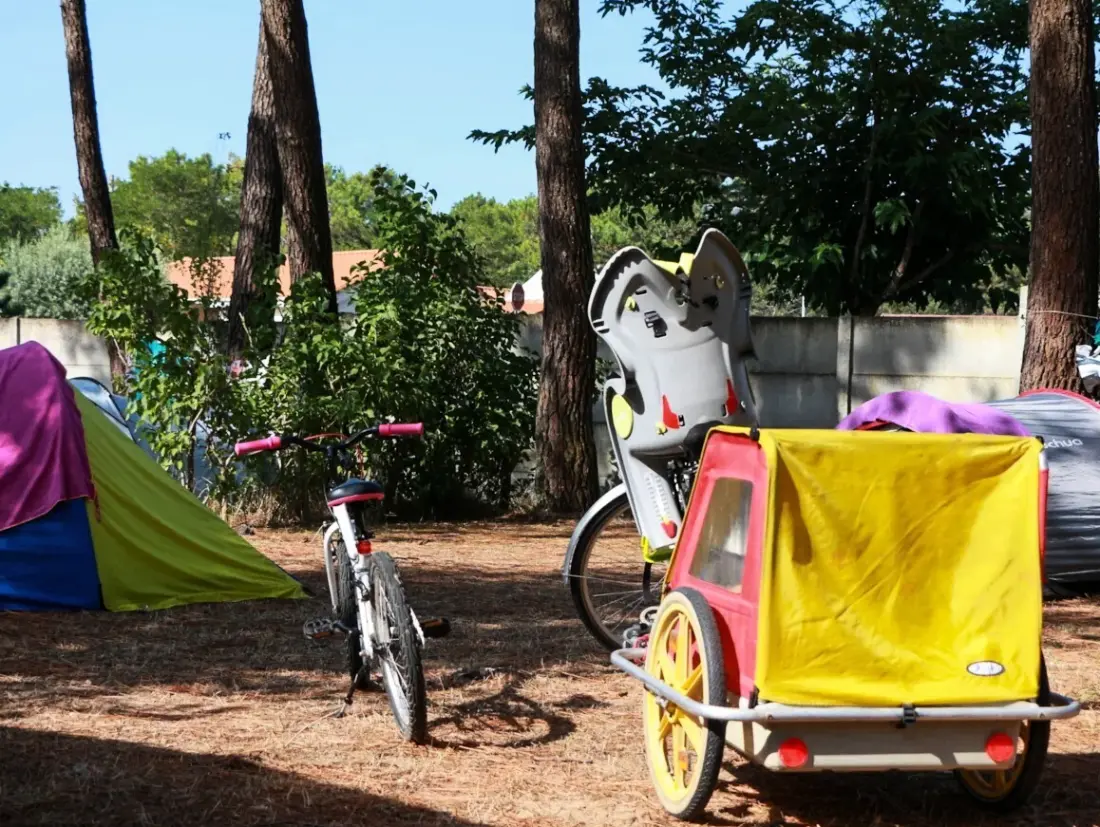 Camping Ushuaïa Villages La Conge 3 Sterren★★★