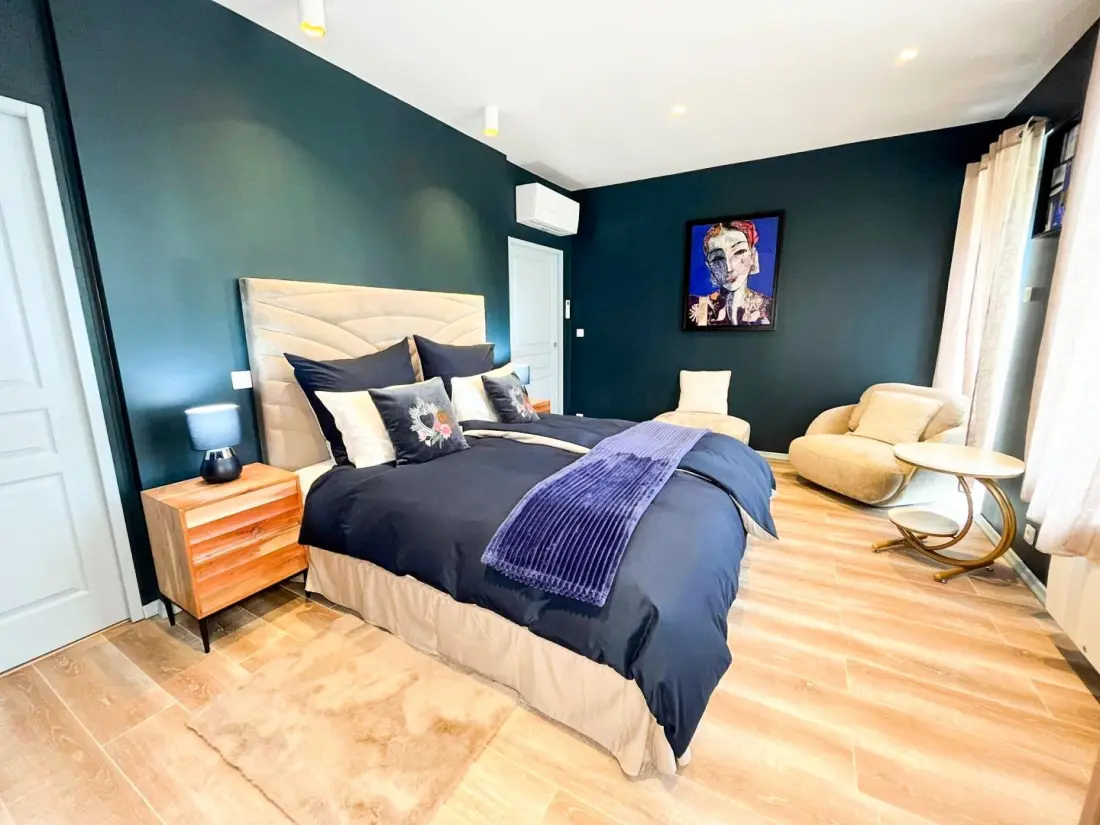 Gîte de France Artbanne die Domain 5 Ohren