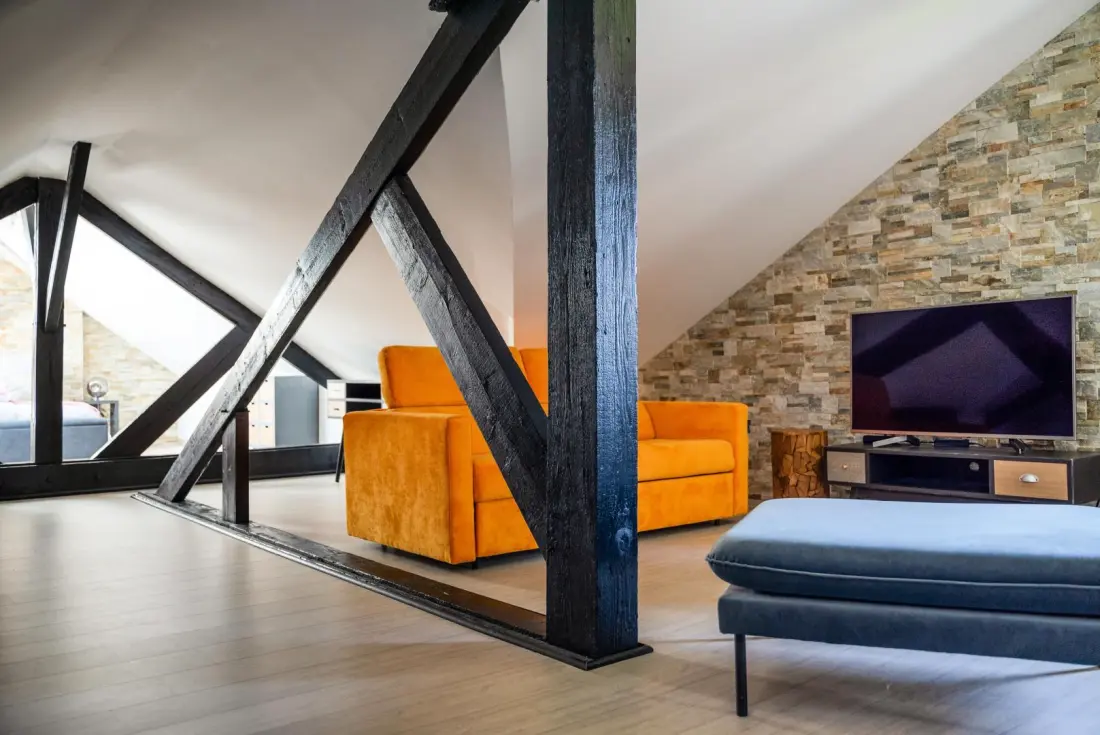 Gîte de France Artbanne die Domain 5 Ohren