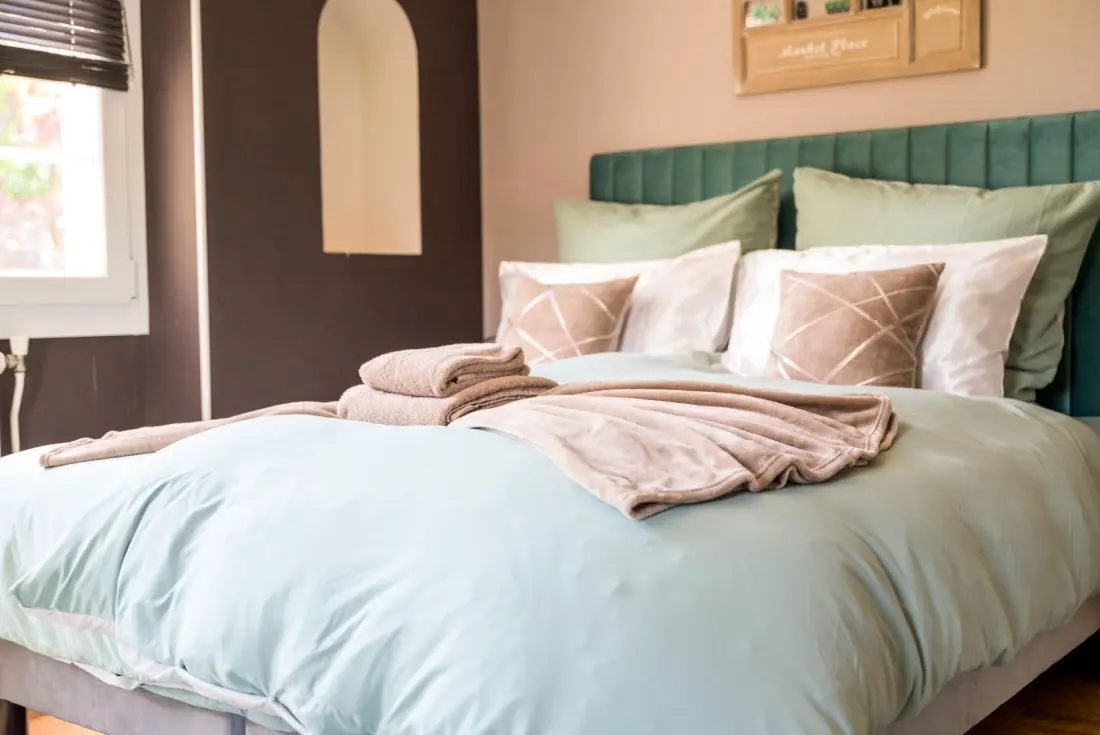Gîte de France Artbanne die Domain 5 Ohren