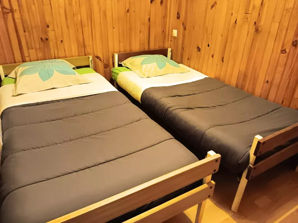 Camping des Bains 3 Gwiazdy★★★ 3 Gwiazdy★★★ 3 Gwiazdy★★★