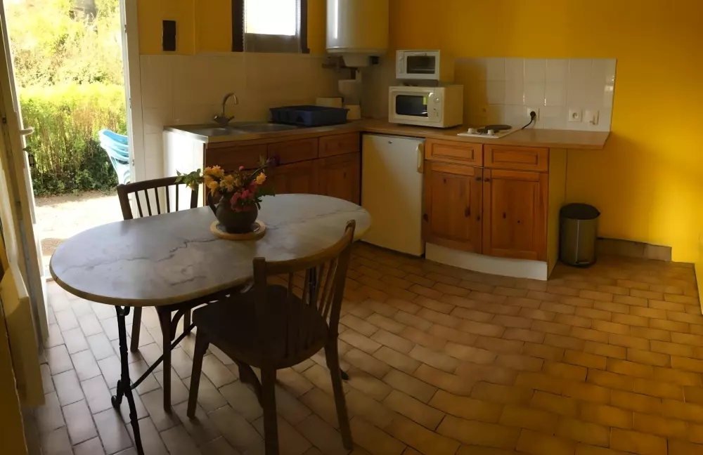 Camping des Bains 3 Gwiazdy★★★ 3 Gwiazdy★★★ 3 Gwiazdy★★★