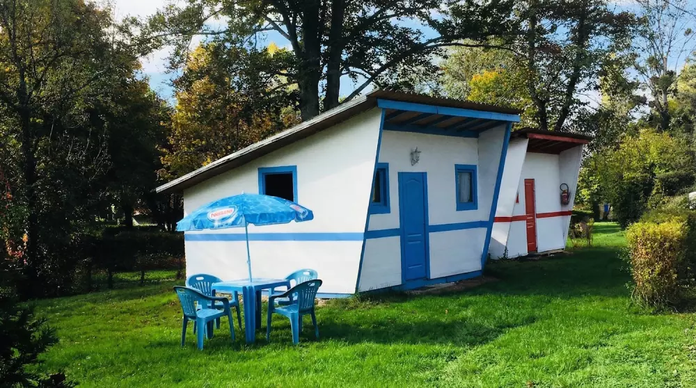 Camping des Bains 3 Gwiazdy★★★ 3 Gwiazdy★★★ 3 Gwiazdy★★★