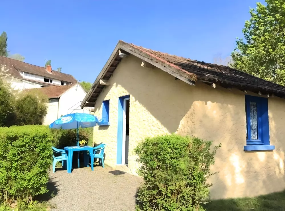 Camping des Bains 3 Gwiazdy★★★ 3 Gwiazdy★★★ 3 Gwiazdy★★★