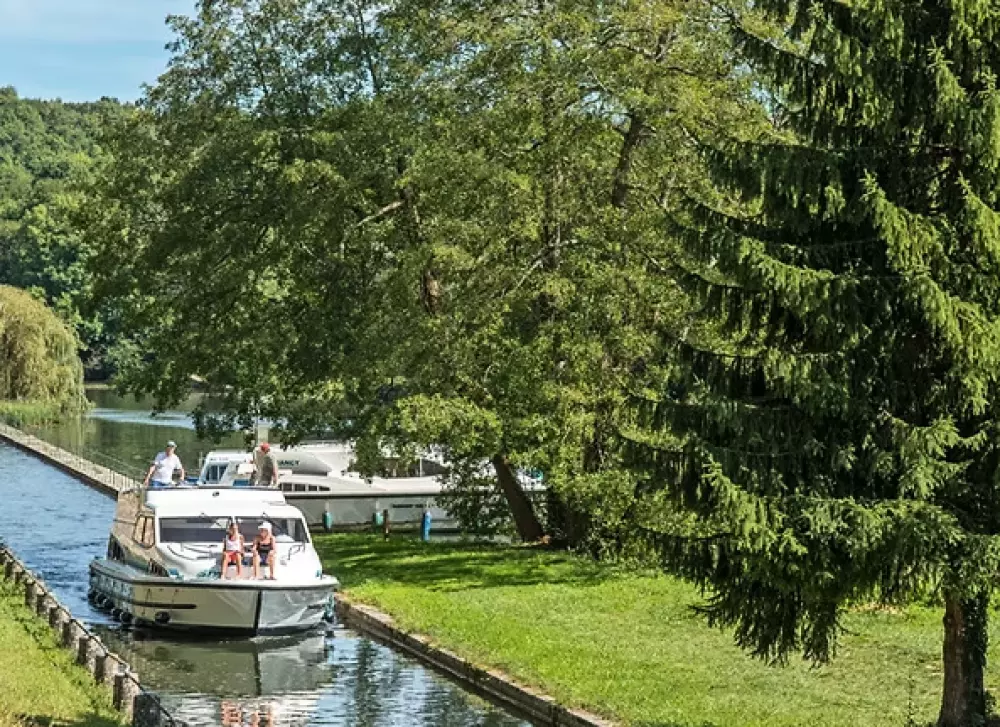 Camping des Bains 3 Gwiazdy★★★ 3 Gwiazdy★★★ 3 Gwiazdy★★★