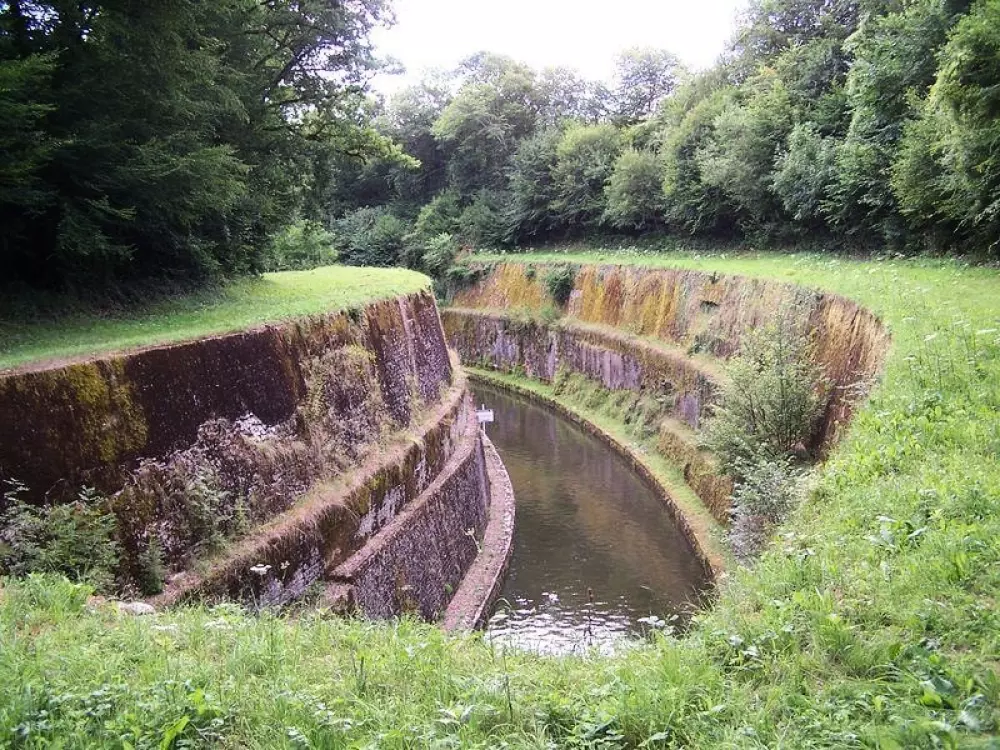 Camping des Bains 3 Gwiazdy★★★ 3 Gwiazdy★★★ 3 Gwiazdy★★★