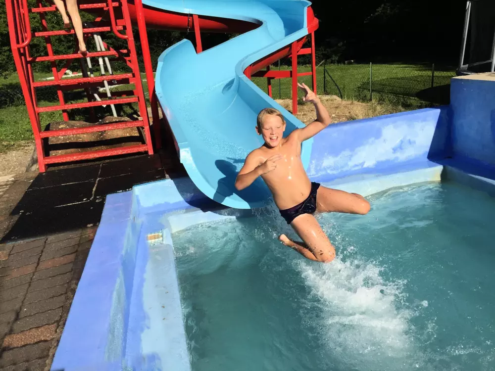 Camping des Bains 3 Gwiazdy★★★ 3 Gwiazdy★★★ 3 Gwiazdy★★★