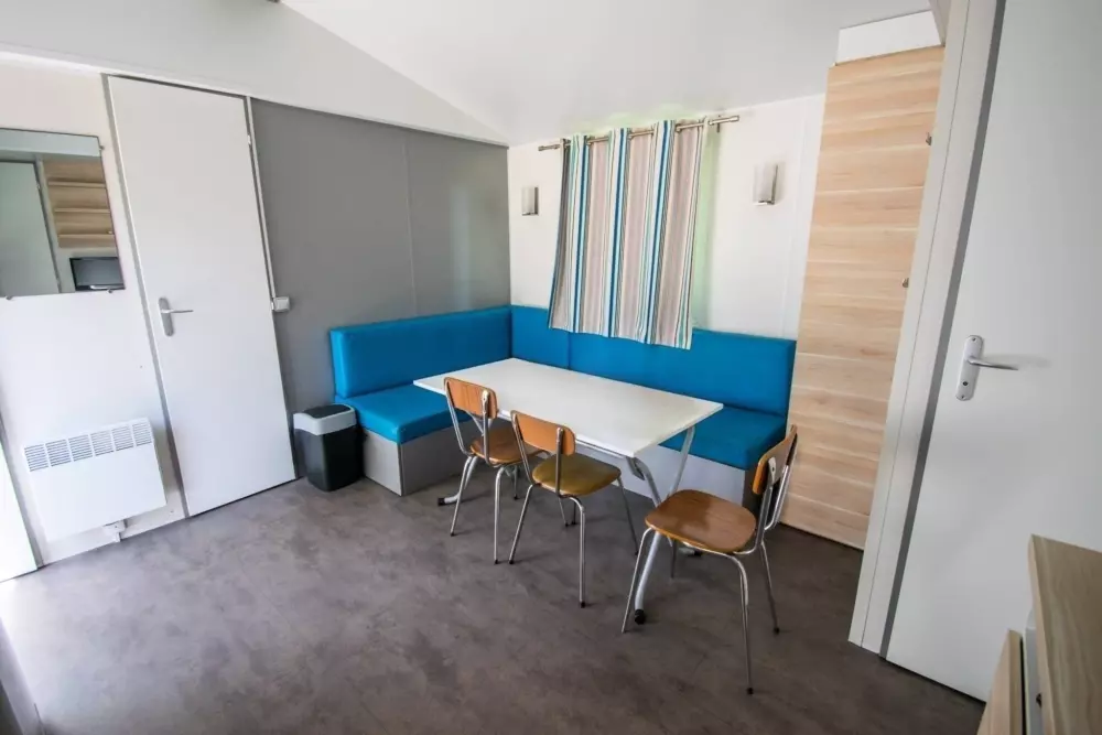 Camping des Bains 3 Gwiazdy★★★ 3 Gwiazdy★★★ 3 Gwiazdy★★★