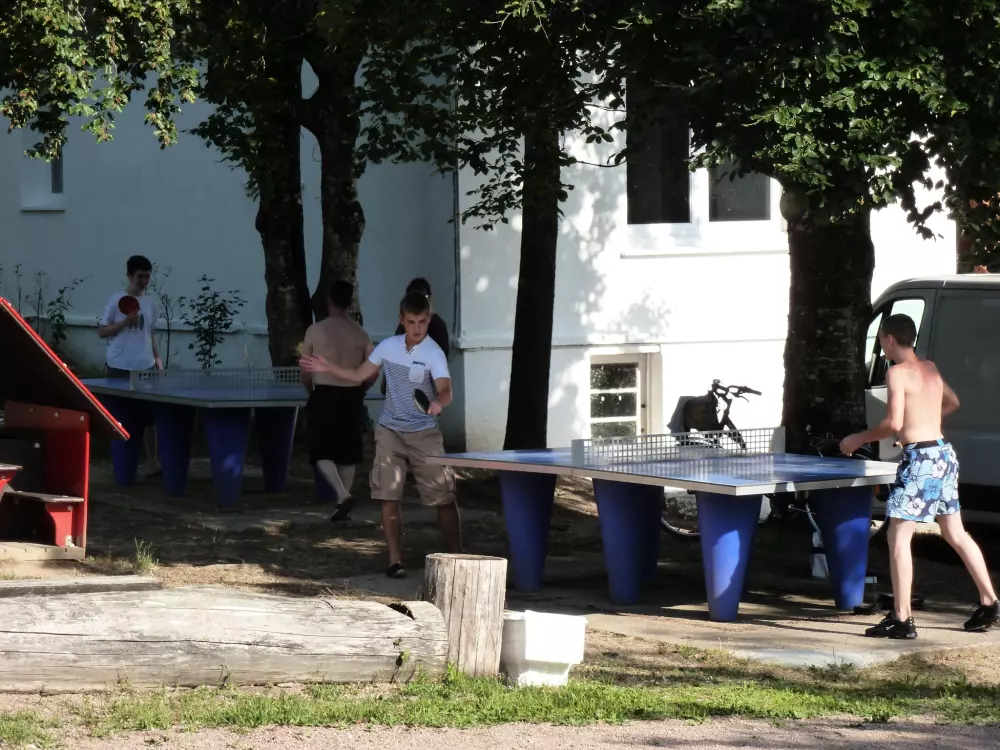 Camping des Bains 3 Gwiazdy★★★ 3 Gwiazdy★★★ 3 Gwiazdy★★★