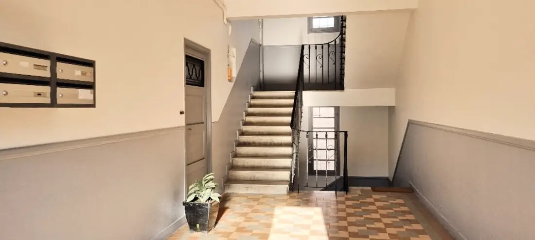 Bright Apartment, Ideal Location