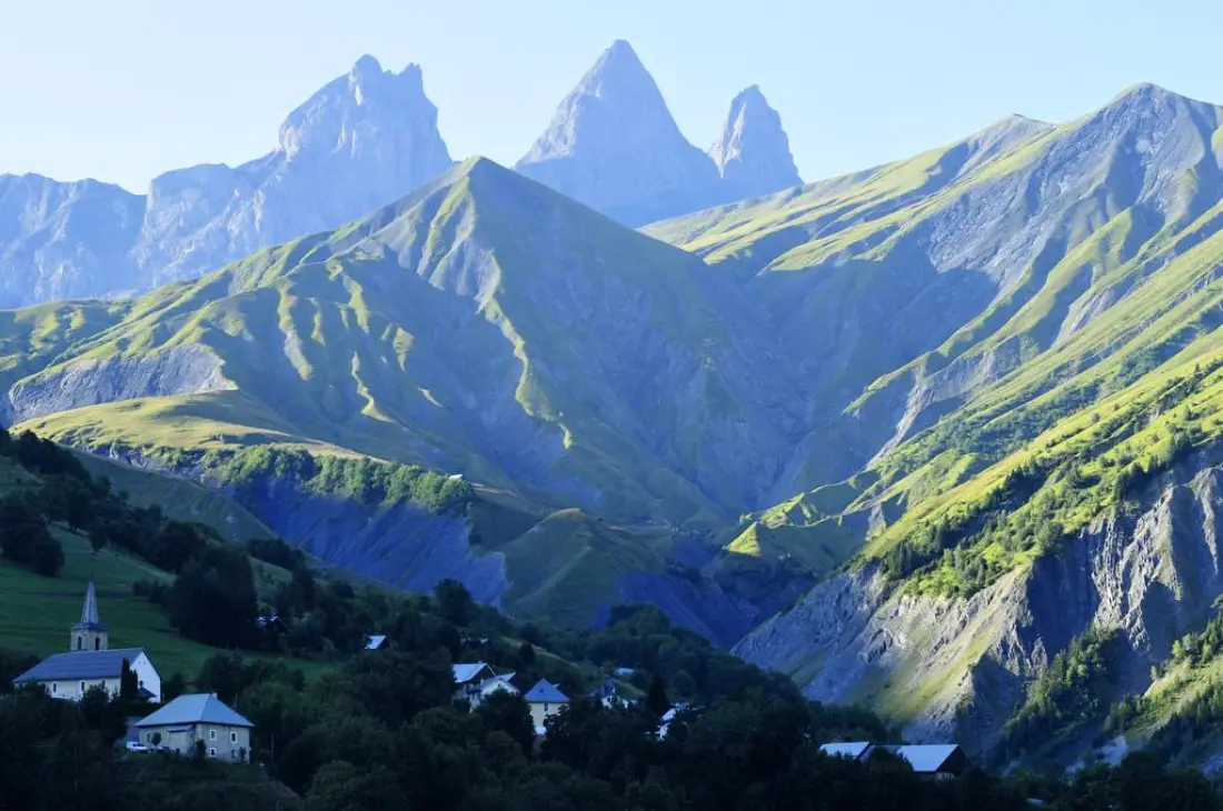 Résidence Goélia Les Chalets des Marmottes3 étoiles★★★