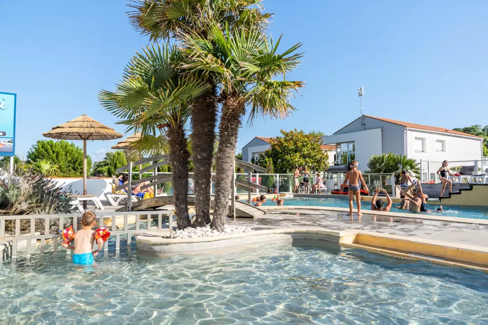 Campsite L'Abri des Pins 4 Stars★★★★