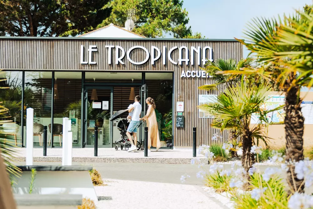 Campsite Sunêlia Le Tropicana 5 Stars★★★★★