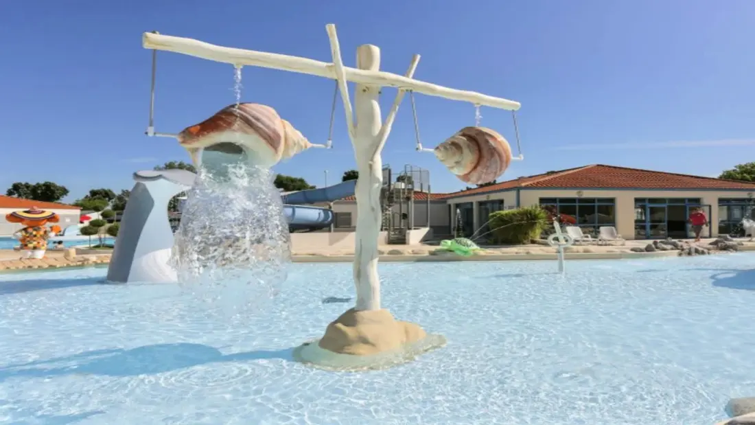 Camping Les Adventuriers de la Calypso 4 Sterren★★★★