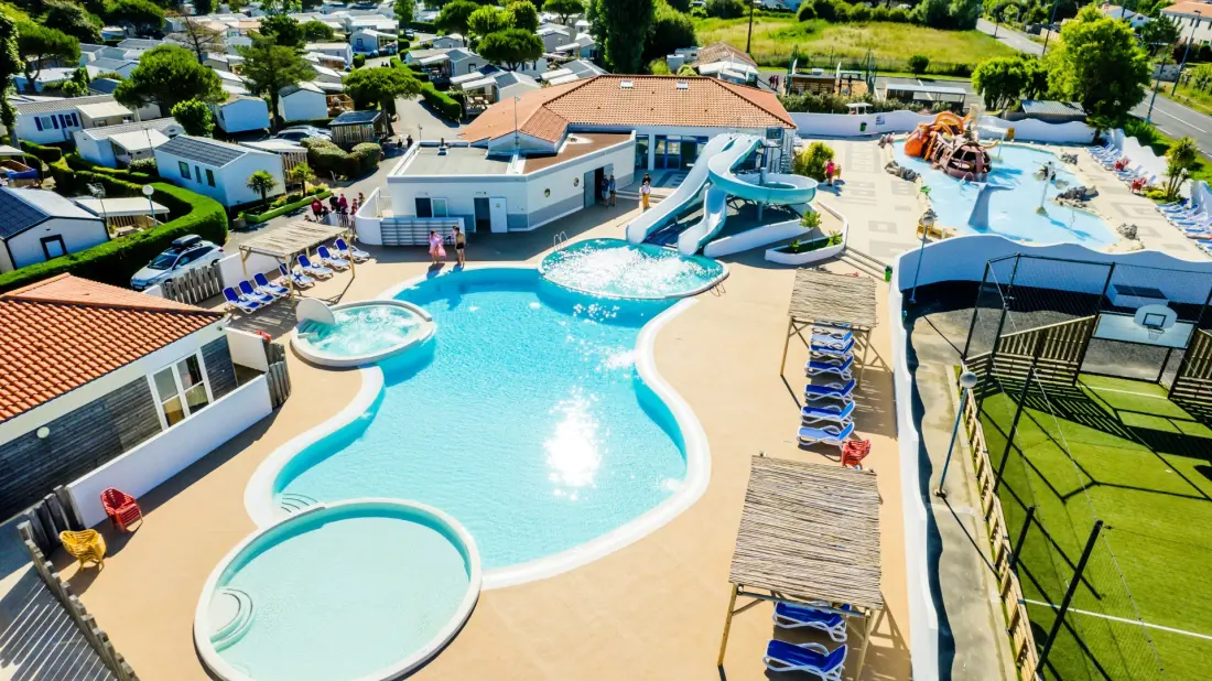 Camping Les Adventuriers de la Calypso 4 Sterren★★★★