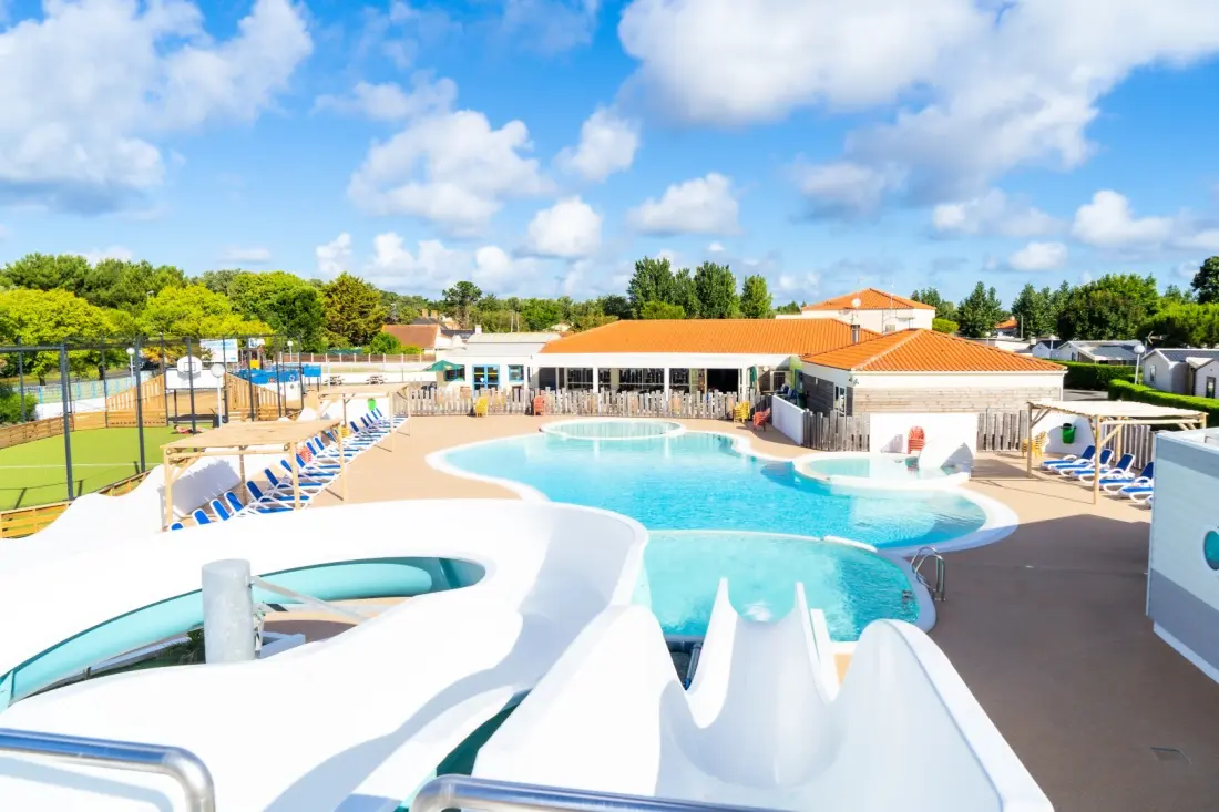 Camping Les Adventuriers de la Calypso 4 Sterren★★★★