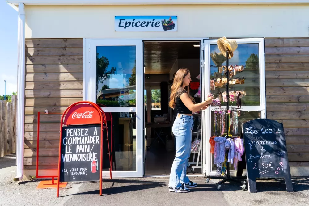 Campsite Les Adventureurs de la Calypso 4 Stars★★★★