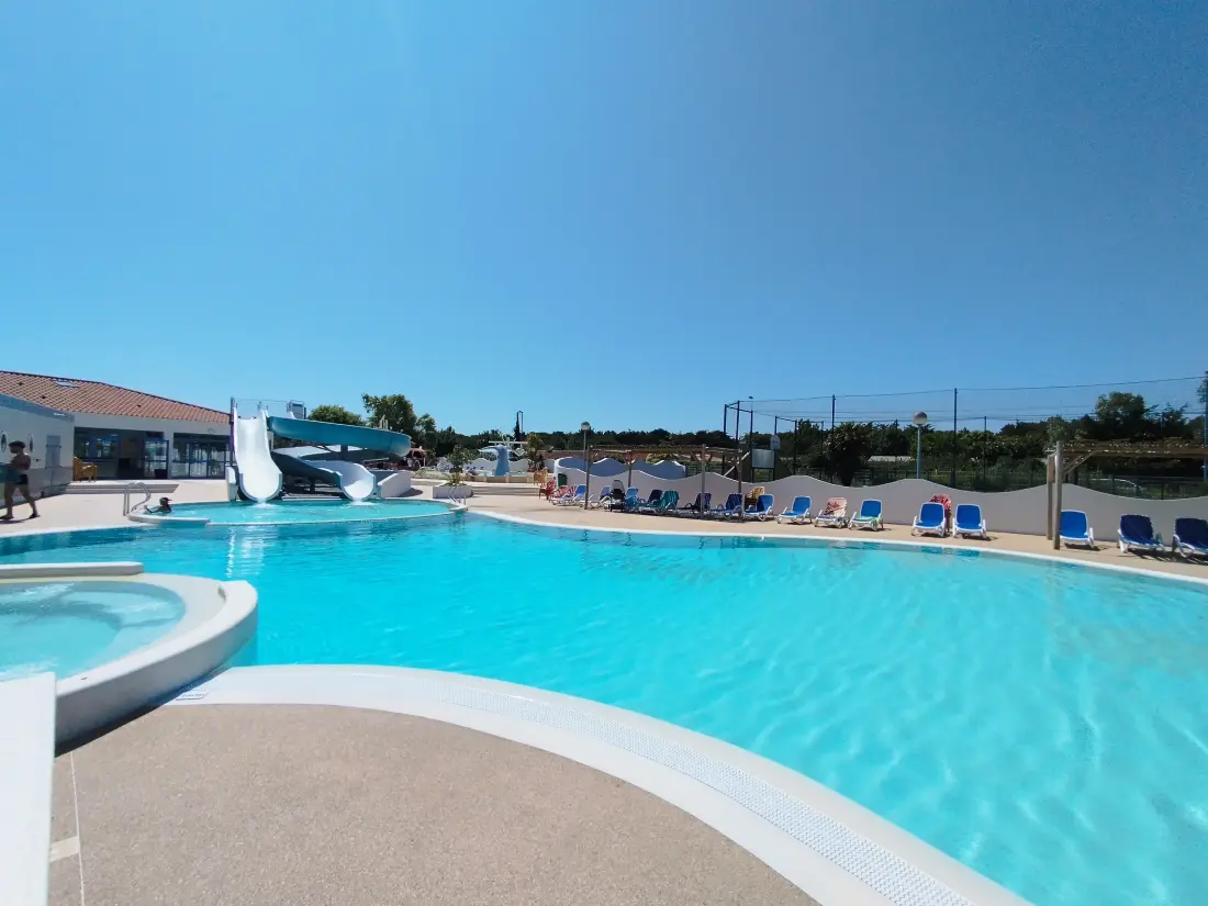 Camping Les Adventuriers de la Calypso 4 Sterren★★★★