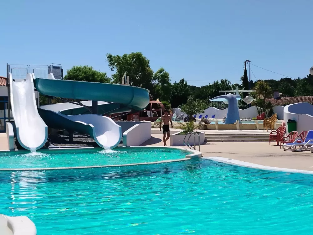 Campsite Les Adventureurs de la Calypso 4 Stars★★★★