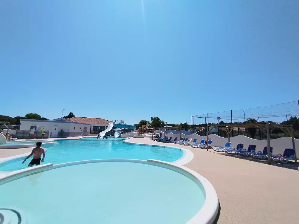 Campsite Les Adventureurs de la Calypso 4 Stars★★★★