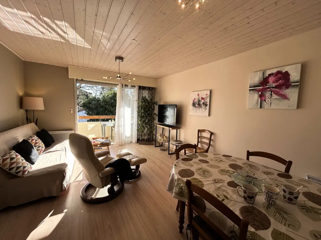 Coraline Residence