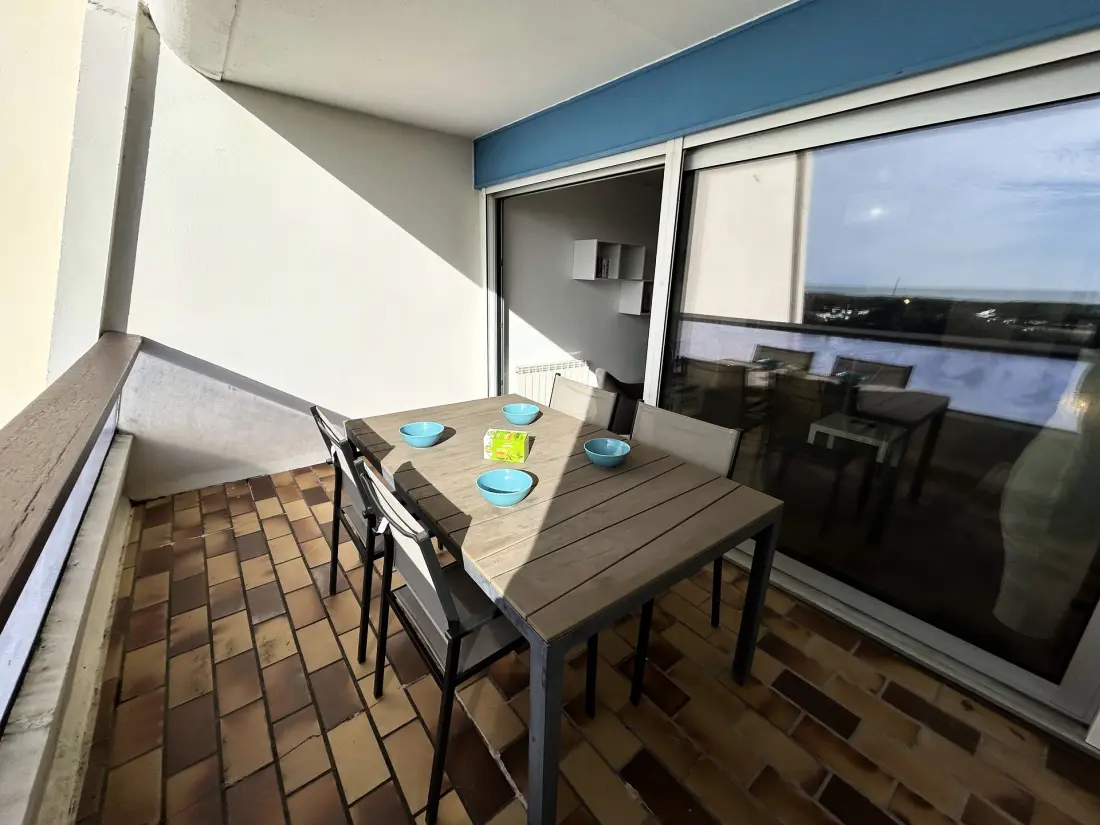 Marina Residence 6