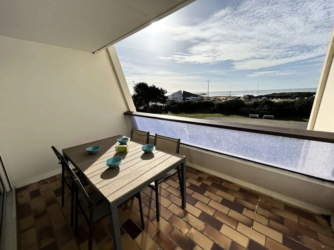 Marina Residence 6