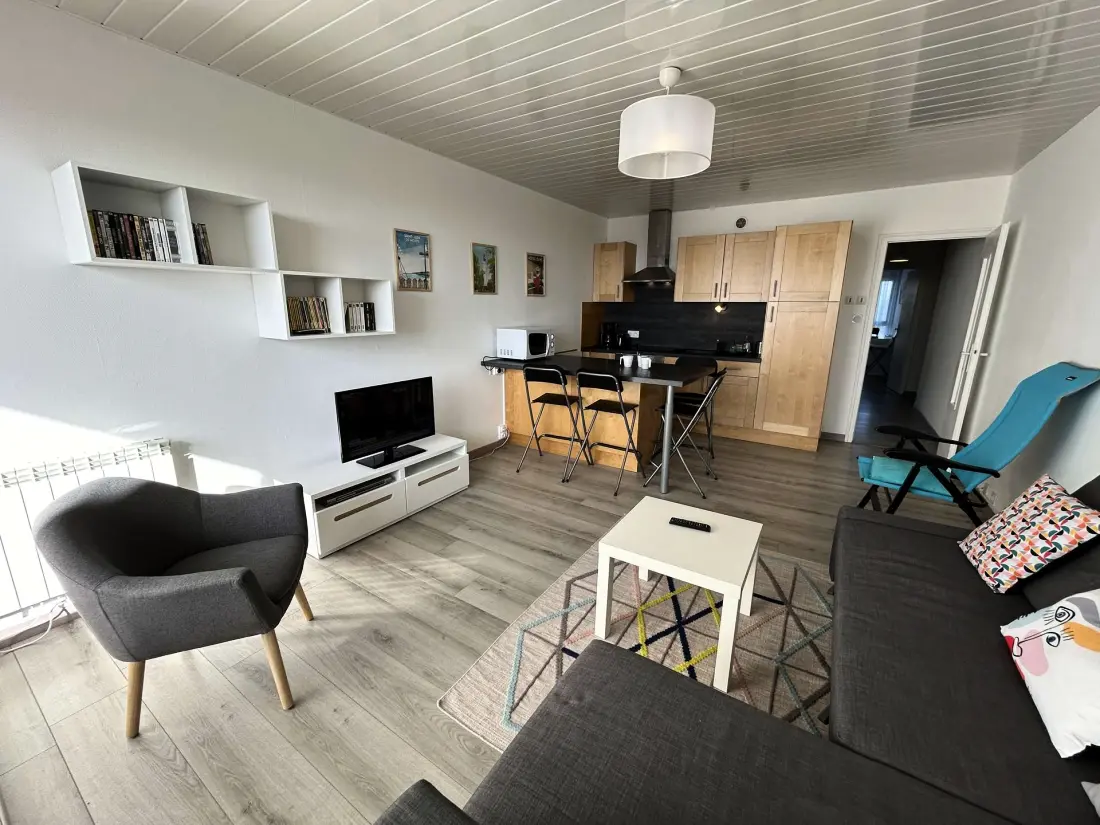 Marina Residence 6