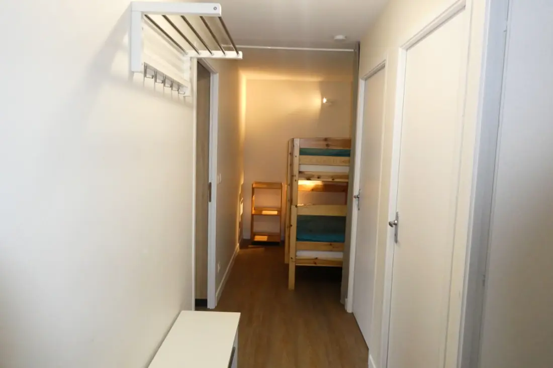 App Balcony, Village Center