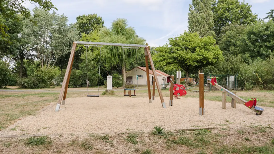 Camping du Chêne2 Sterne★★