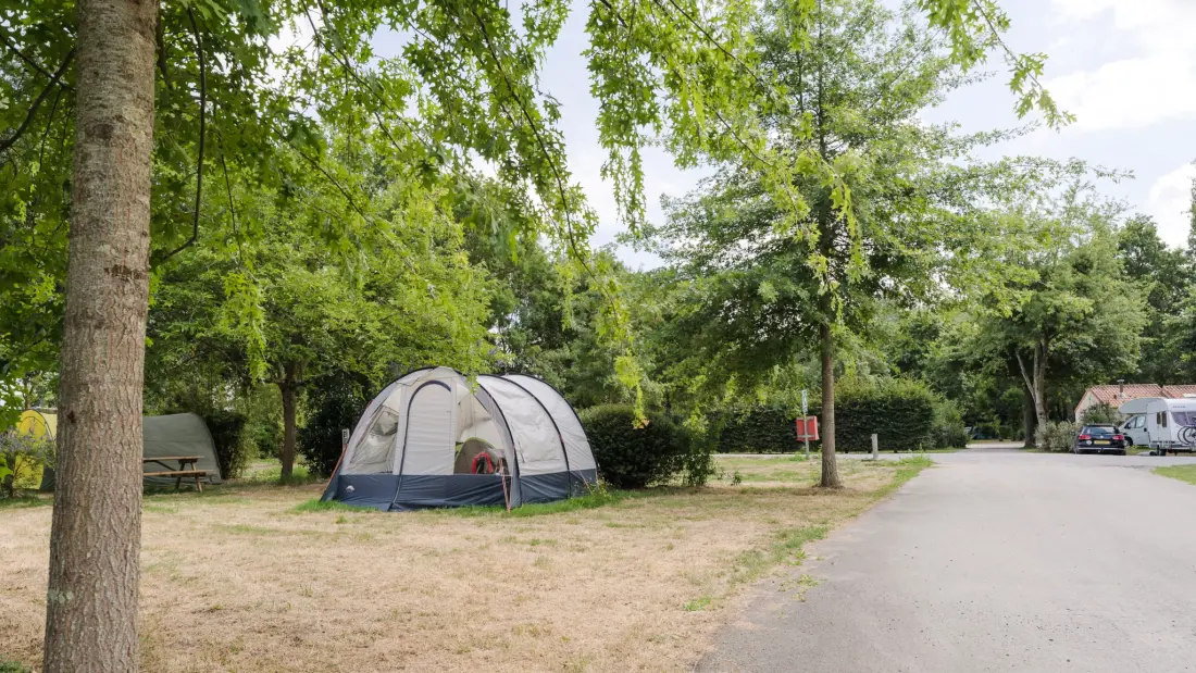 Camping du Chêne2 Sterne★★