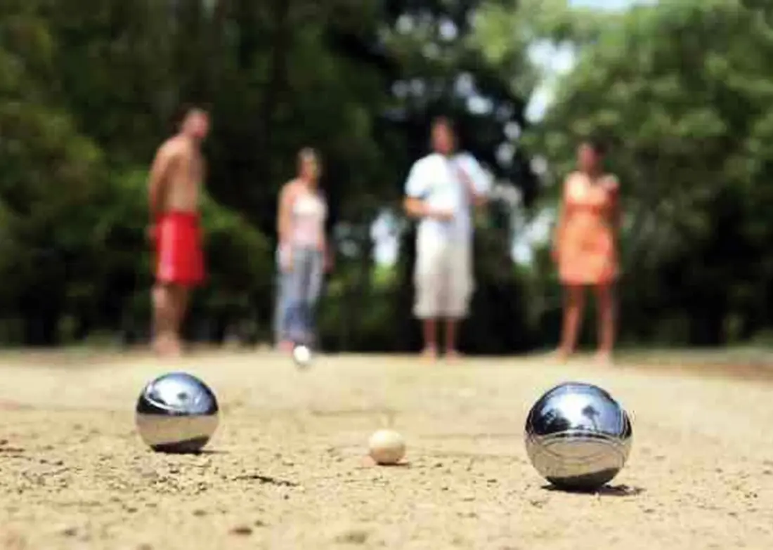 Camping du Chêne2 Sterne★★