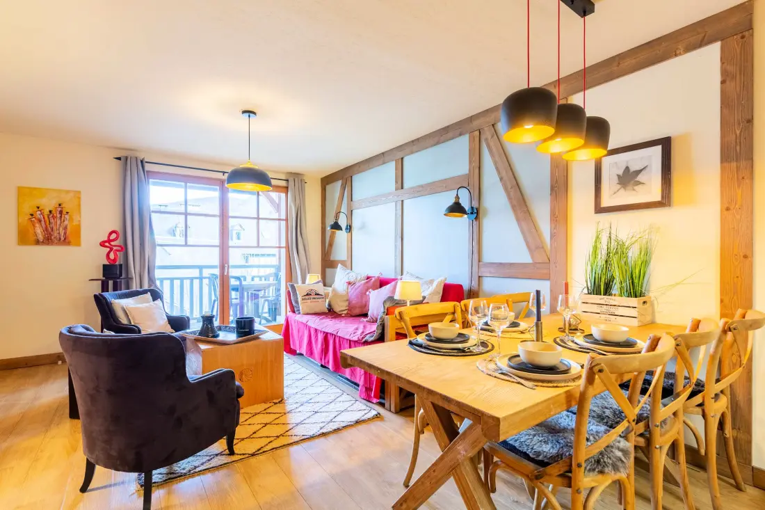 Cami Real Residence
