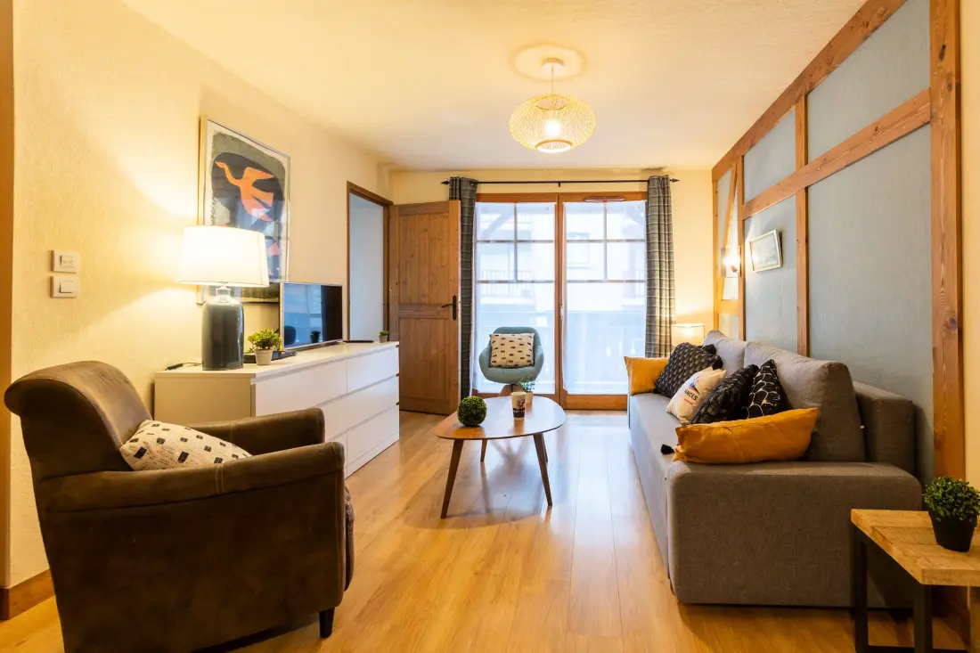 Cami Real Residence