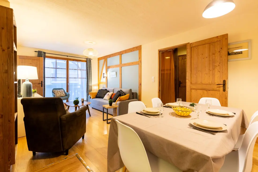 Cami Real Residence
