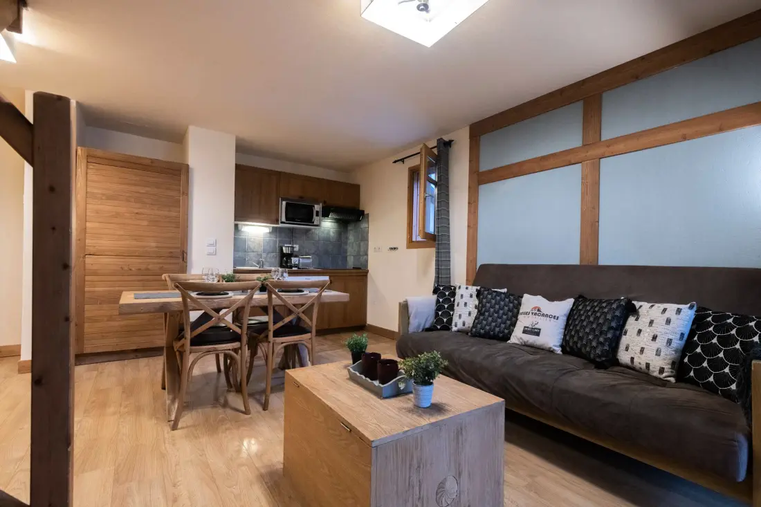 Cami Real Residence