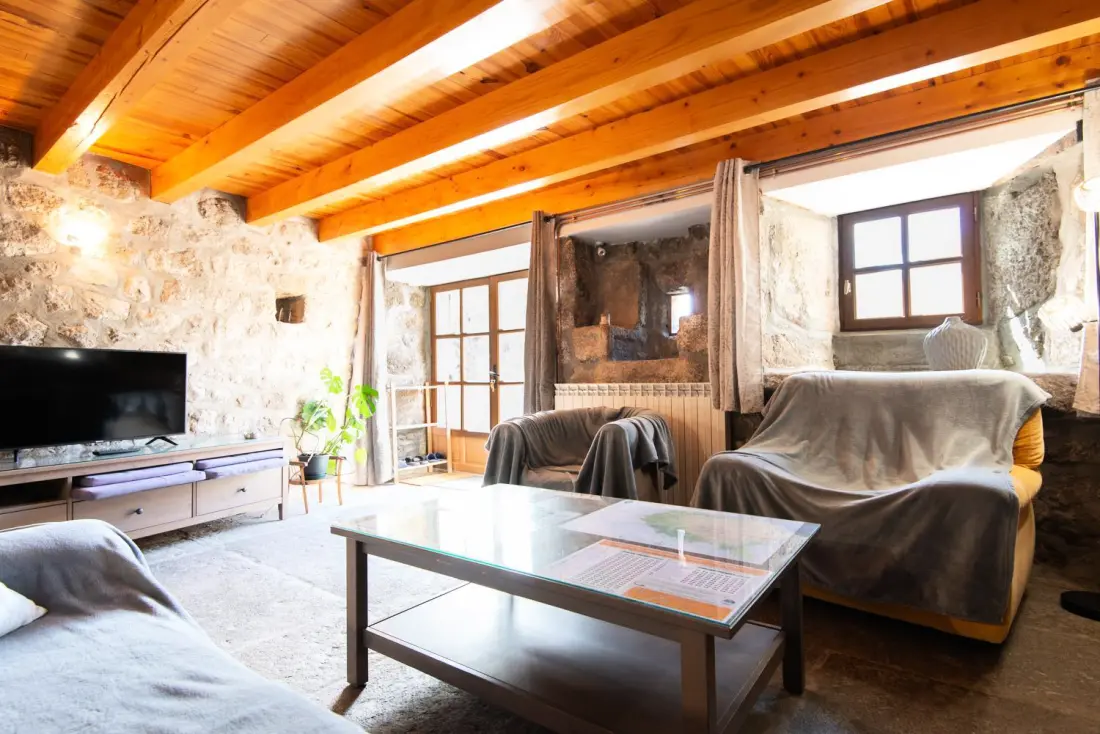 Gîte de France Au p'tit bliss d'aubrac 5/7 Personen 3 Ohren