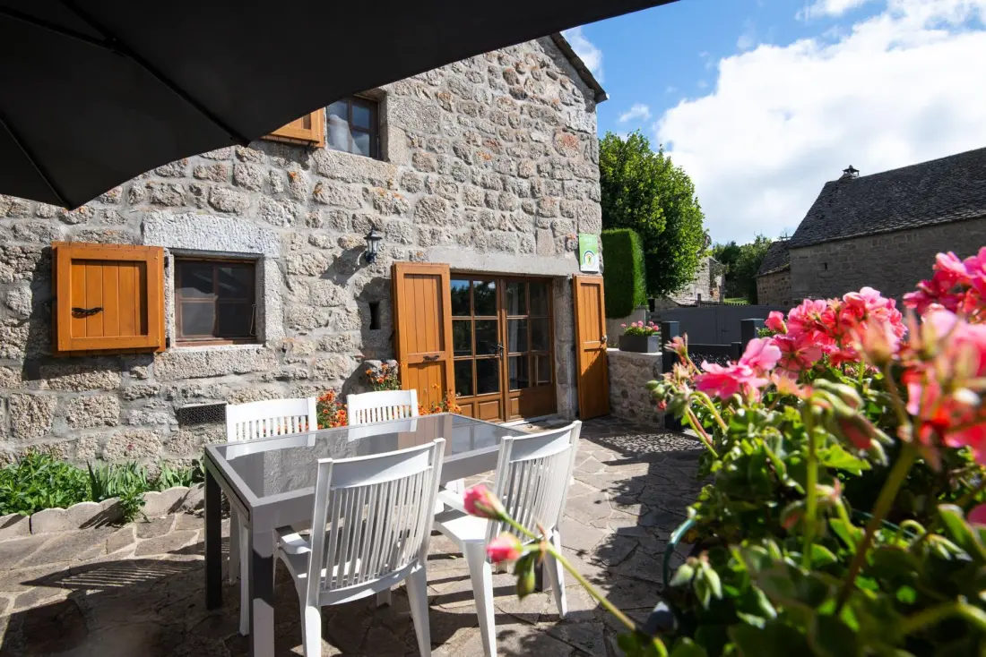 Gîte de France Au p'tit bliss d'aubrac 5/7 Personen 3 Ohren