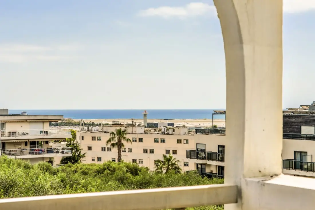Apartman terasz és garázs St-Laurent