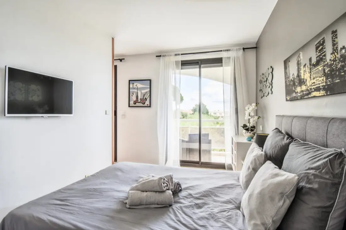 Apartman terasz és garázs St-Laurent