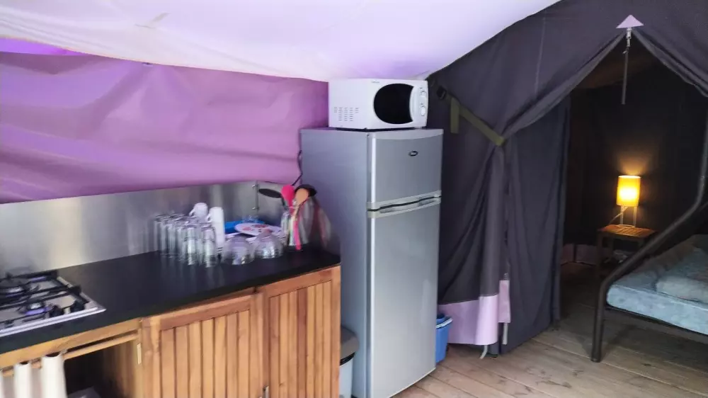 Kwiat Kempingi La Rivière 3 Gwiazdy★★★ 3 Gwiazdy★★★ 3 Gwiazdy★★★