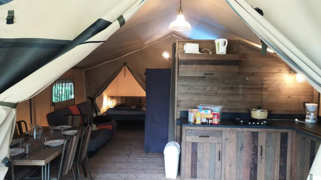Camping Flower La Rivière 3 Sterren★★★