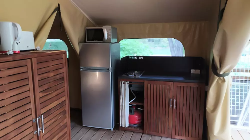 Kwiat Kempingi La Rivière 3 Gwiazdy★★★ 3 Gwiazdy★★★ 3 Gwiazdy★★★