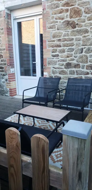 Appartement Avec Terrasse à Paramé