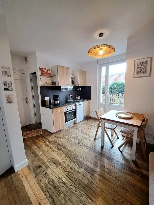 Appartement Avec Terrasse à Paramé