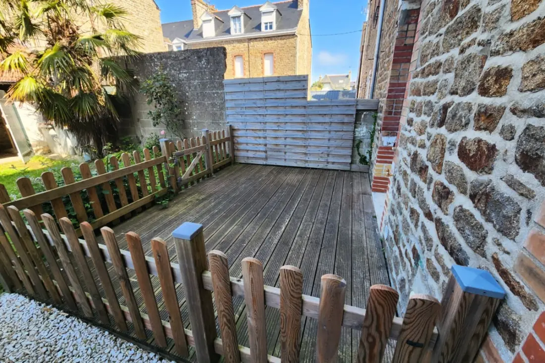 Appartement Avec Terrasse à Paramé