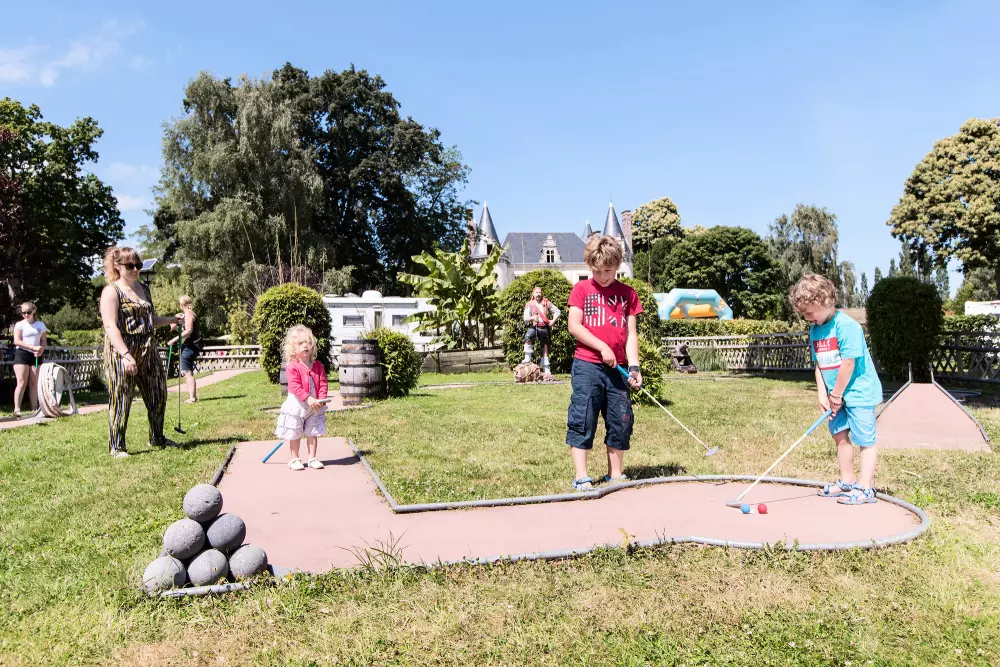 Campsite Domaine de la Ville Huchet 4 Stars★★★★