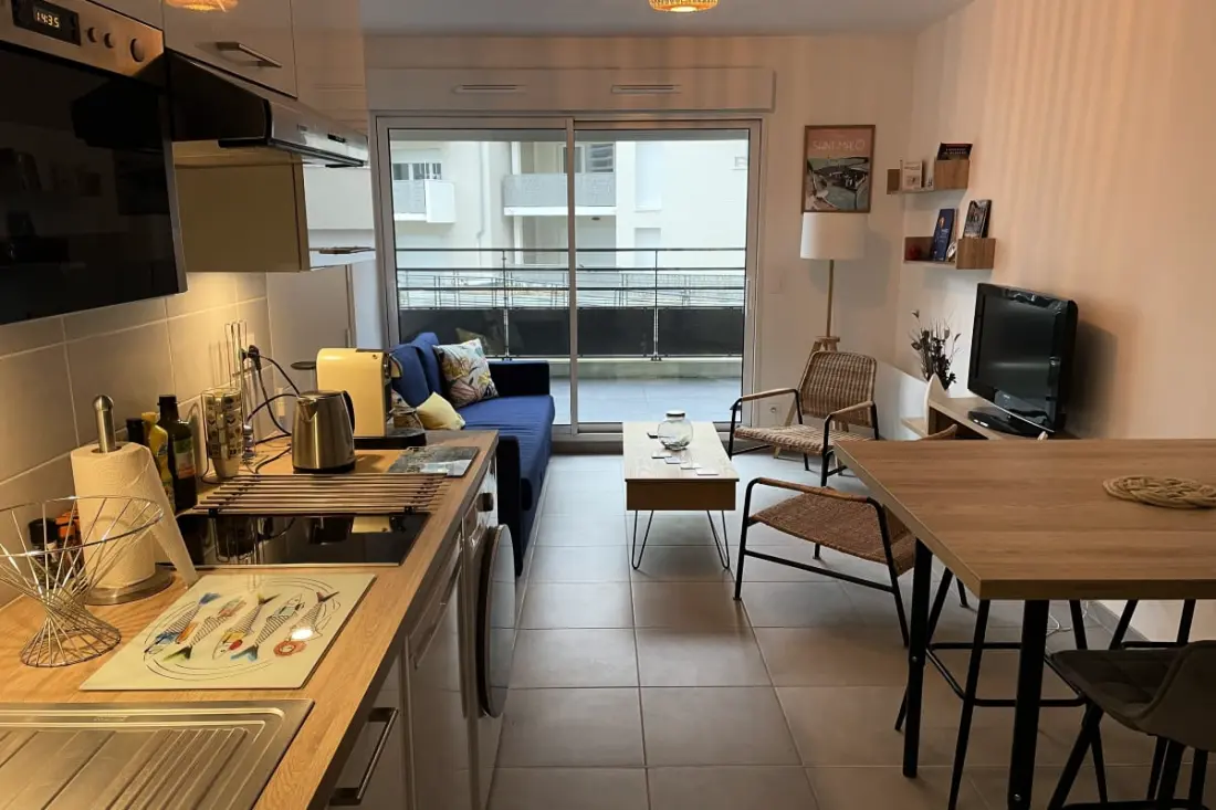 Cosy T2 With Balcony Near The Sea
