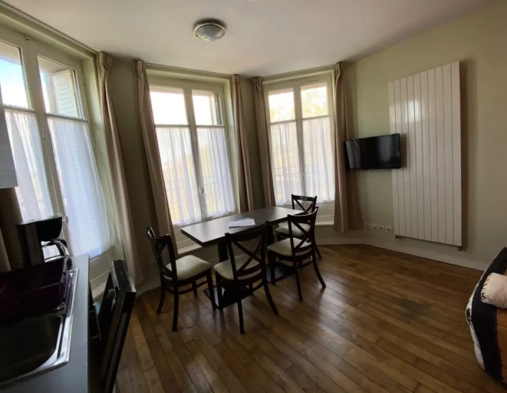 Le Castel i dwór Beaumaris