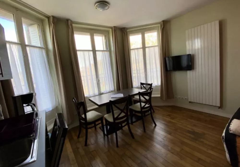 Le Castel i dwór Beaumaris